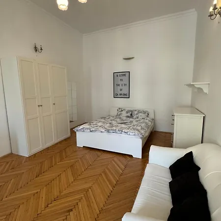 Opera House Apartment